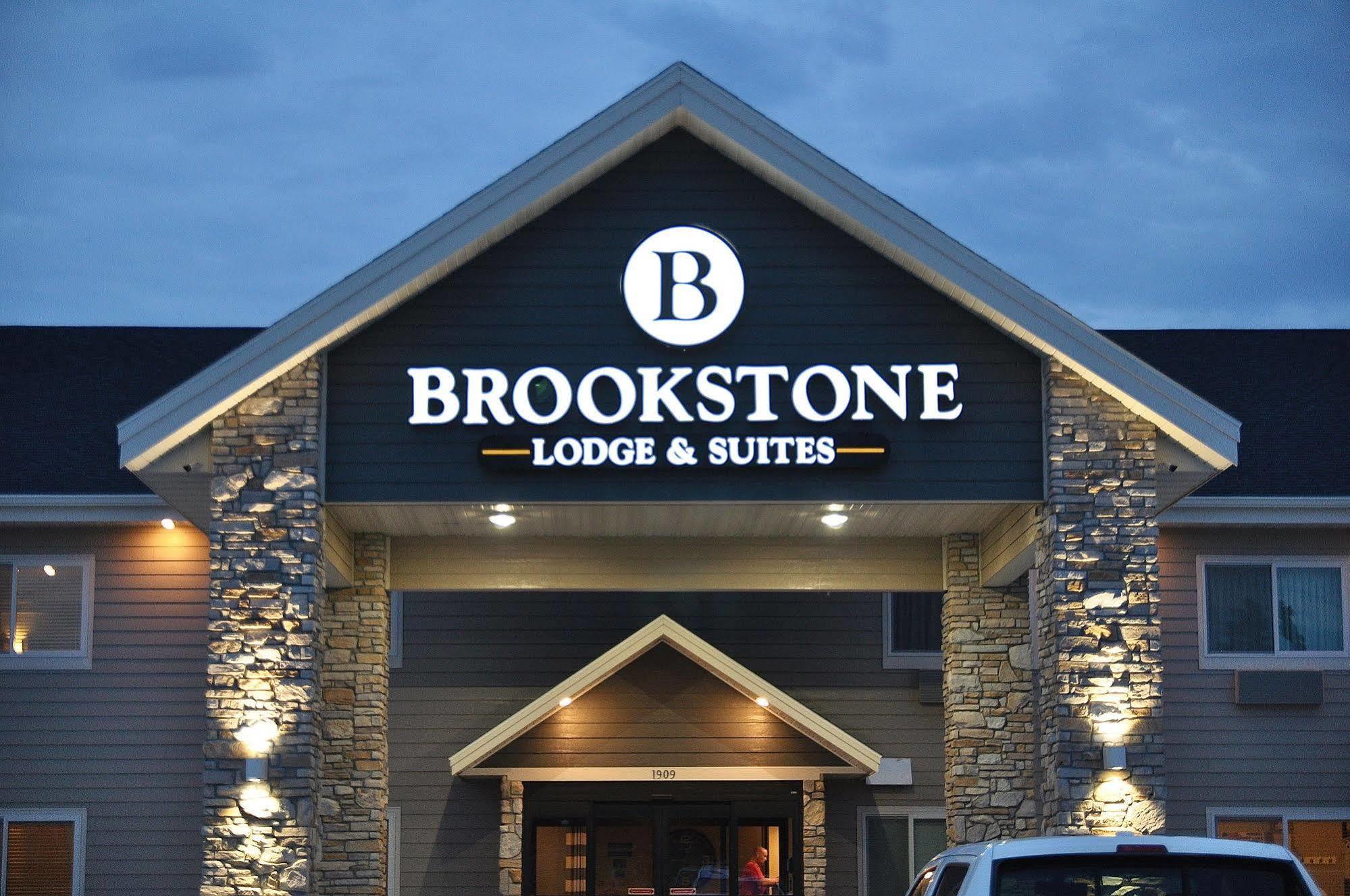 Brookstone Lodge & Suites Algona Exterior photo